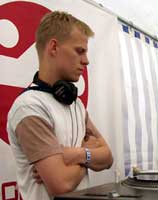 <FONT size=1>DJ Rakett</FONT> <FONT size=1>DJ Rakett</FONT>